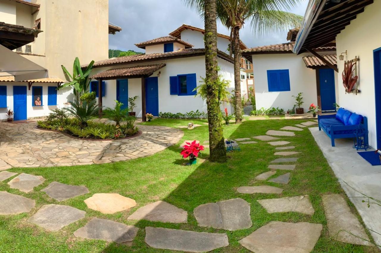 Suítes Curta Paraty, Família e PETs Exterior foto